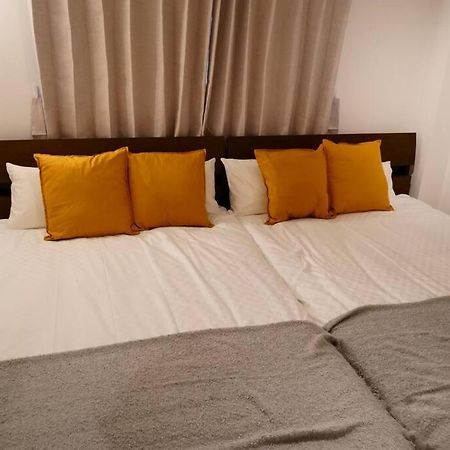 Liaison Court Universal Gateway - Free Parking Osaka Bagian luar foto